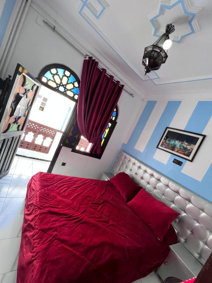 Hotel Sevilla Чефчауен Екстериор снимка