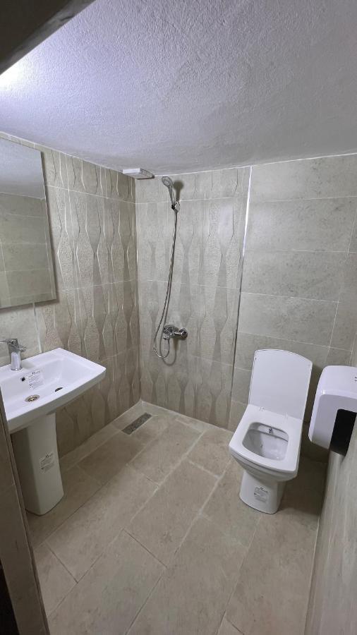 Hotel Sevilla Чефчауен Екстериор снимка