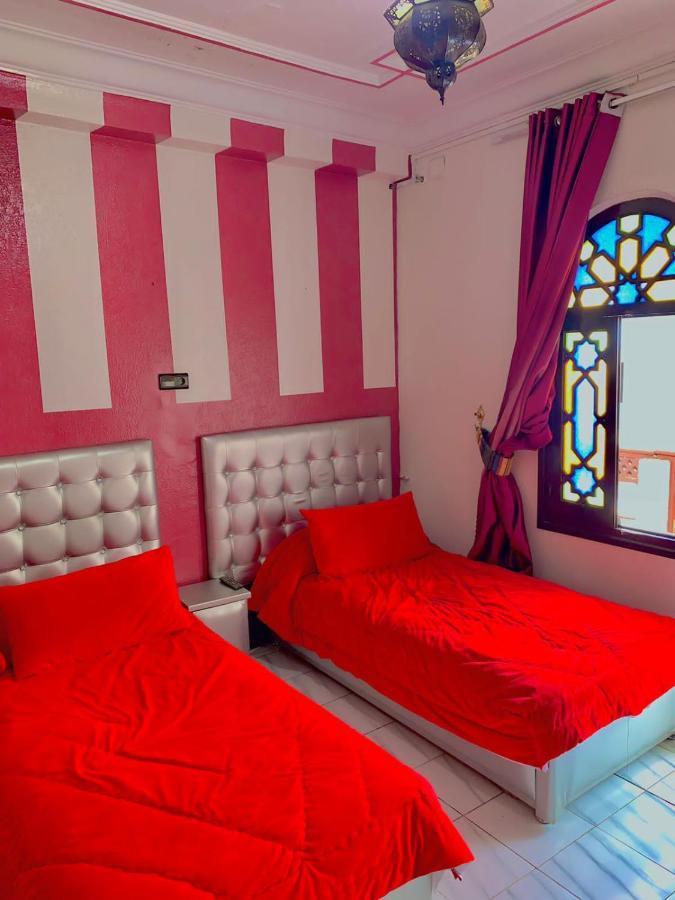 Hotel Sevilla Чефчауен Екстериор снимка