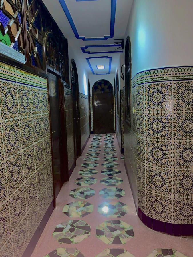 Hotel Sevilla Чефчауен Екстериор снимка