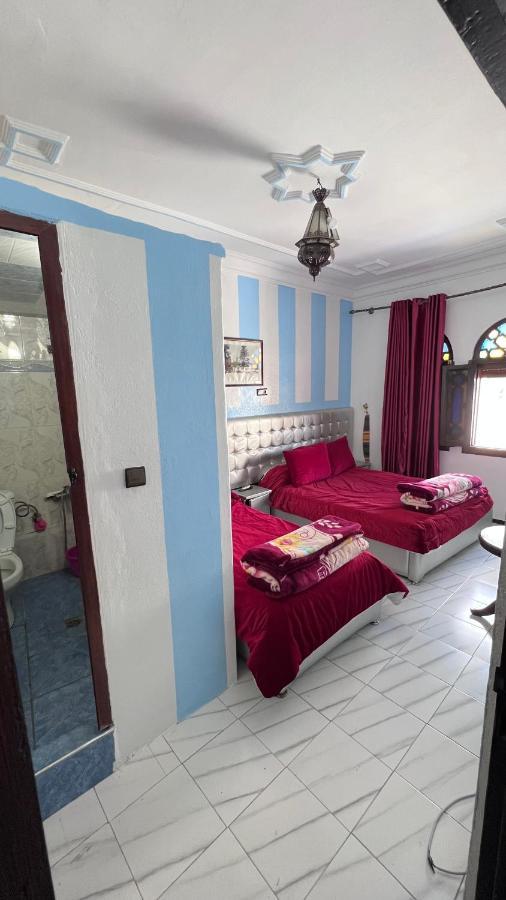 Hotel Sevilla Чефчауен Екстериор снимка