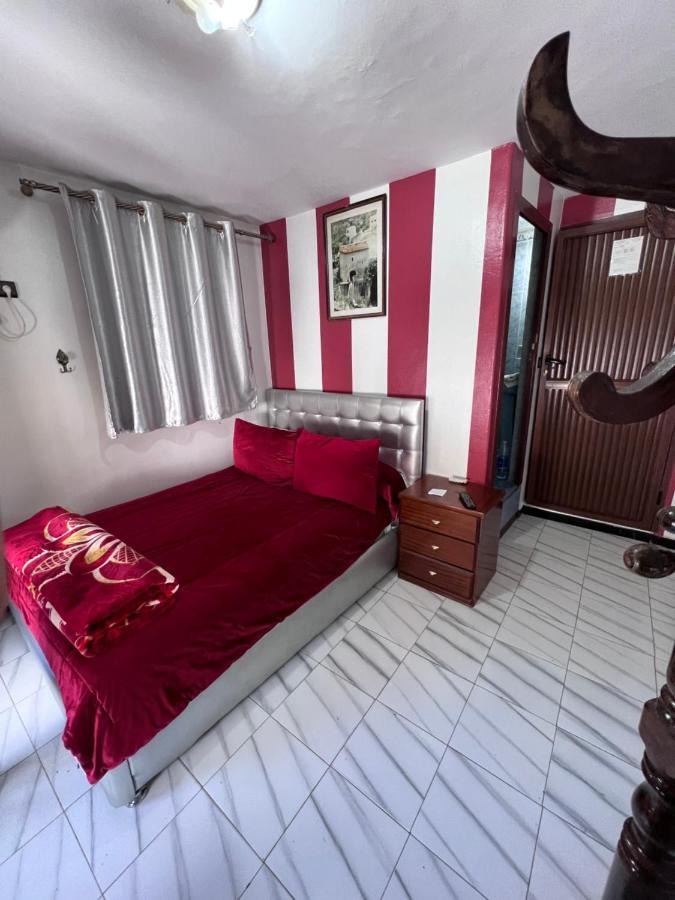Hotel Sevilla Чефчауен Екстериор снимка