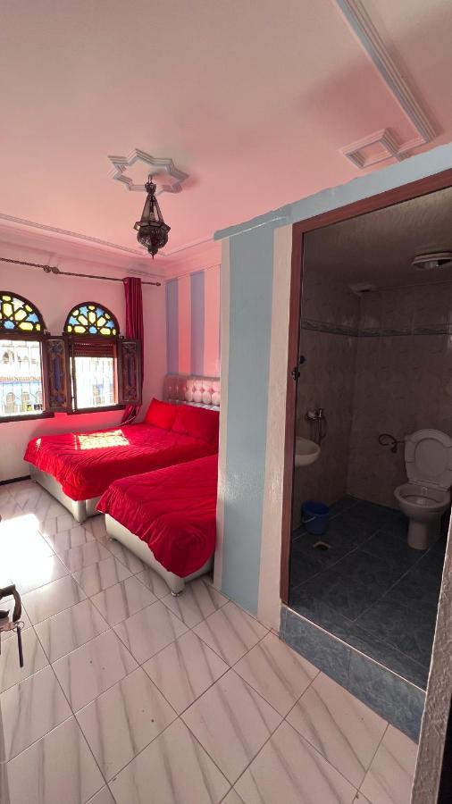 Hotel Sevilla Чефчауен Екстериор снимка
